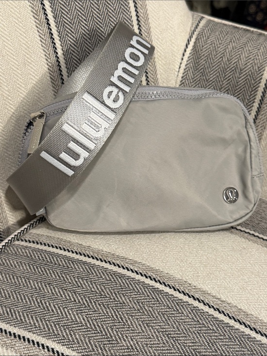 lululemon athletica Other - lululemon athletica Light Gray Men’s Belt Bag with Branded Strap
